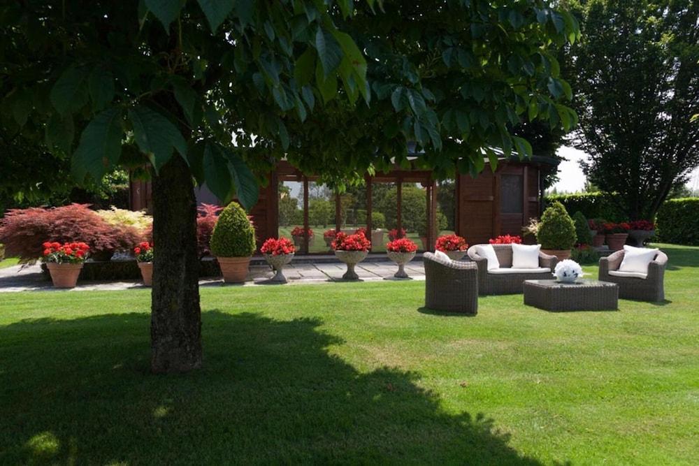 Hotel Poppi Mira Esterno foto